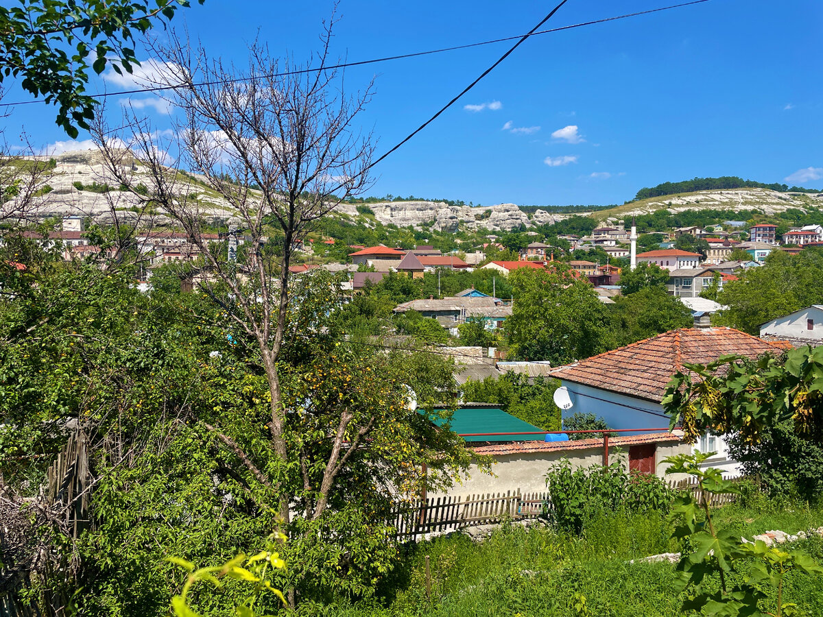 Манящие старые дома Крыма (Бахчисарай), решила посмотреть, что находится  внутри одного из них. Делюсь фото | Под зонтиком | Дзен