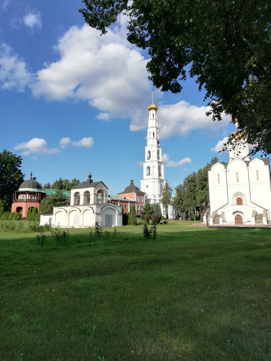 Вид на колокольня, фото автора.