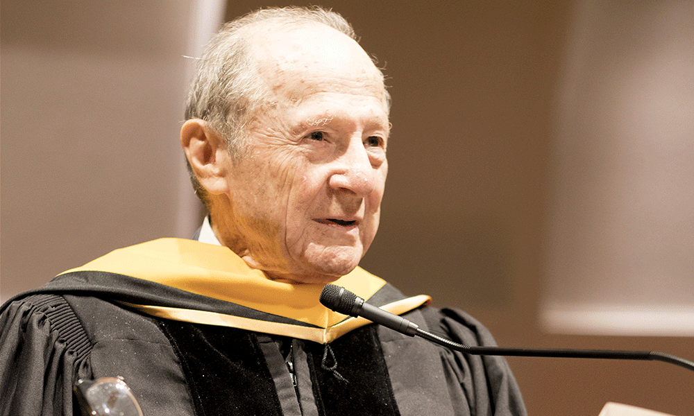 Метью Мезельсон -  американский учёный-генетик и молекулярный биолог на вручении Future of Life Award в 2019 году