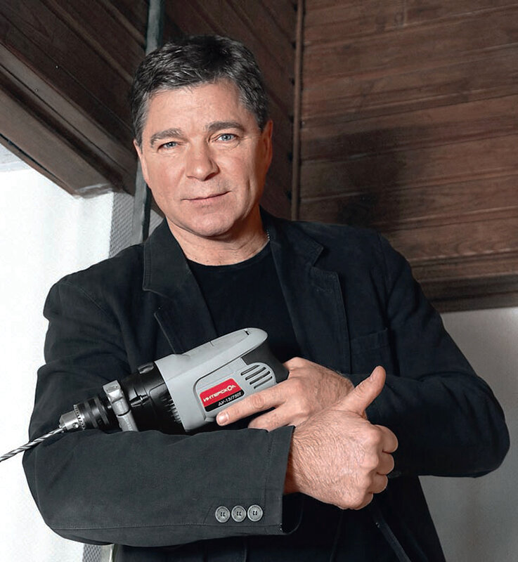 сколько лет сергею маховикову