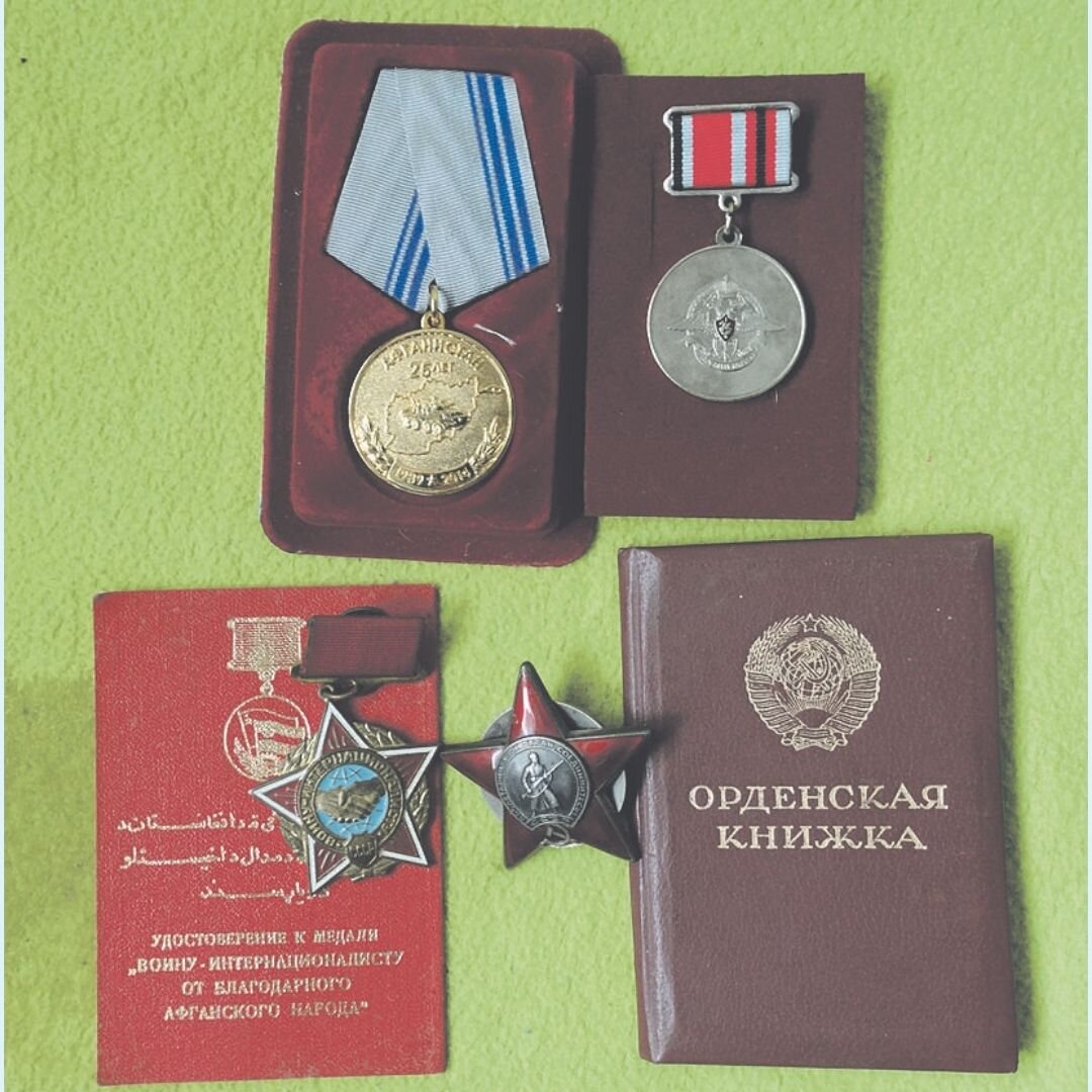 Пантелеев гвардии рядовой.