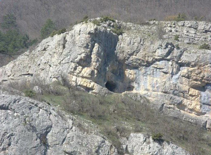 Грот Туар-коба - рупор Большого каньона Крыма