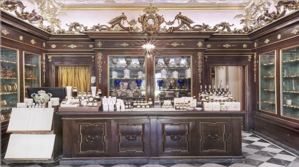 Аптека Farmaceutica di Santa Maria Novella. Фото с сайта scentertainer.net