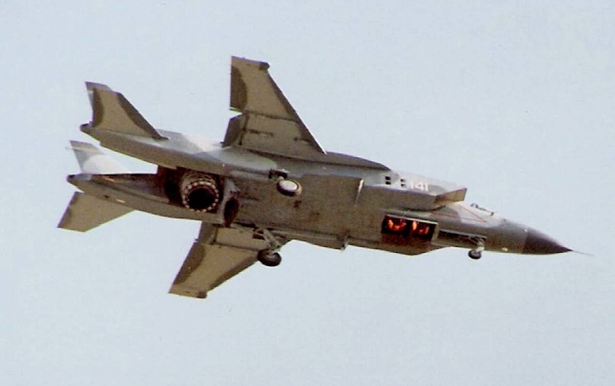  ЯК-141