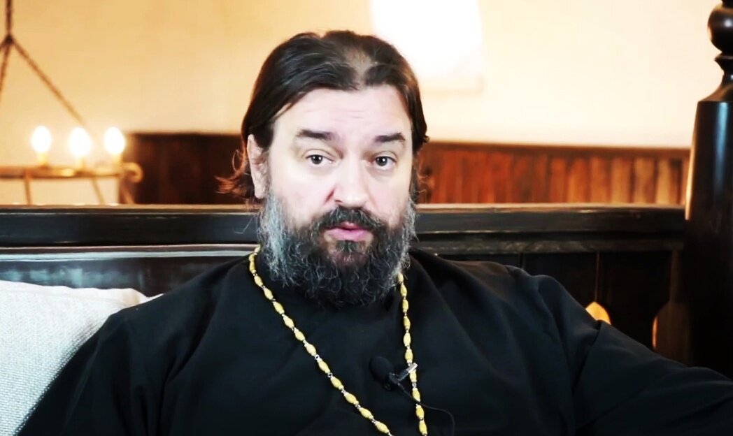Андрей Ткачёв — протоиерей, клирик храма святителя Василия Великого, писатель, проповедник, миссионер, телеведущий, блогер.