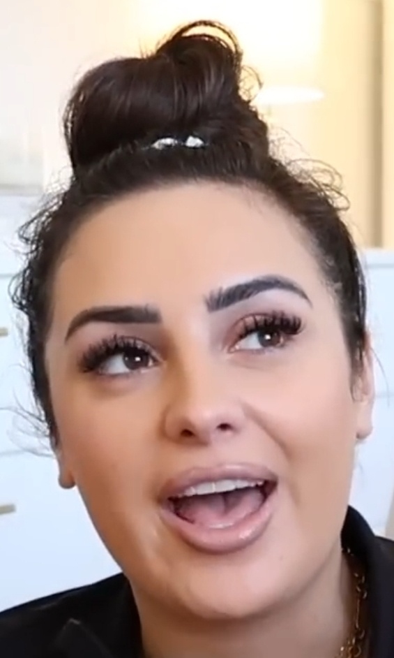 Amy Rose Walker Tongue Celebrity uvula Mouth Open 