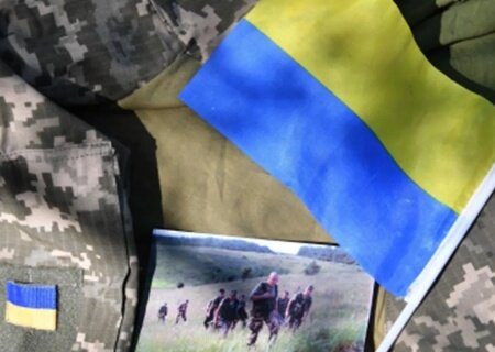   Азаров: на Западе признают, что Украина обречена вести борьбу на истощение, в которой она проиграет