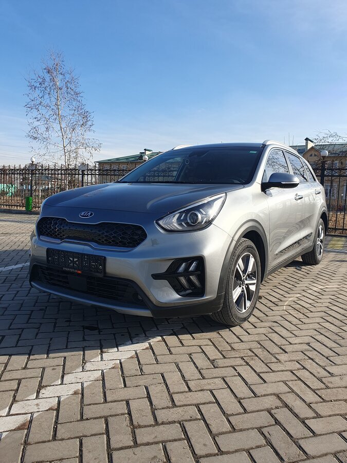 Kia Niro. Источник иллюстрации - auto.ru
