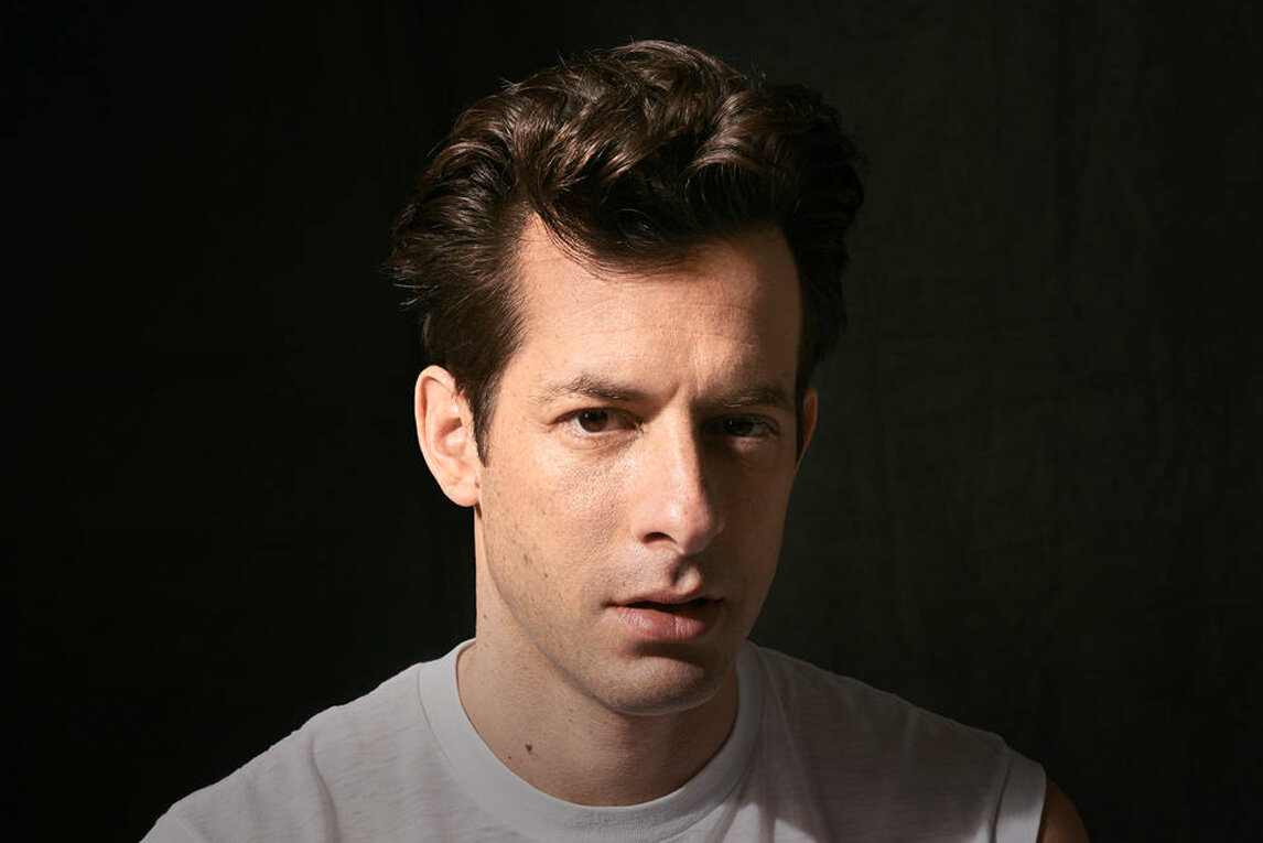 Nothing breaks like a heart mark ronson