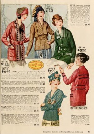 Страничка из каталога одежды, 1919 год. Дамские свитера для тёплого времени года. Я голосую за тот, который самый нижний! 