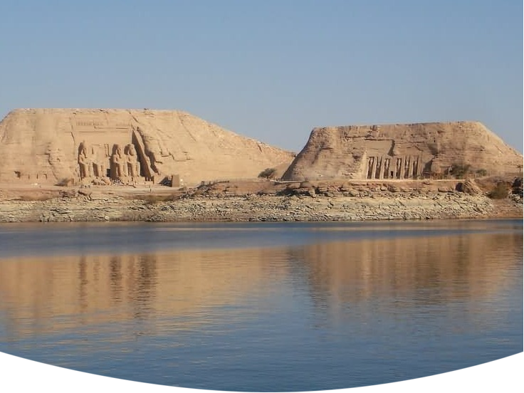 Нил и комплекс храмов (источник яндекс картинки)