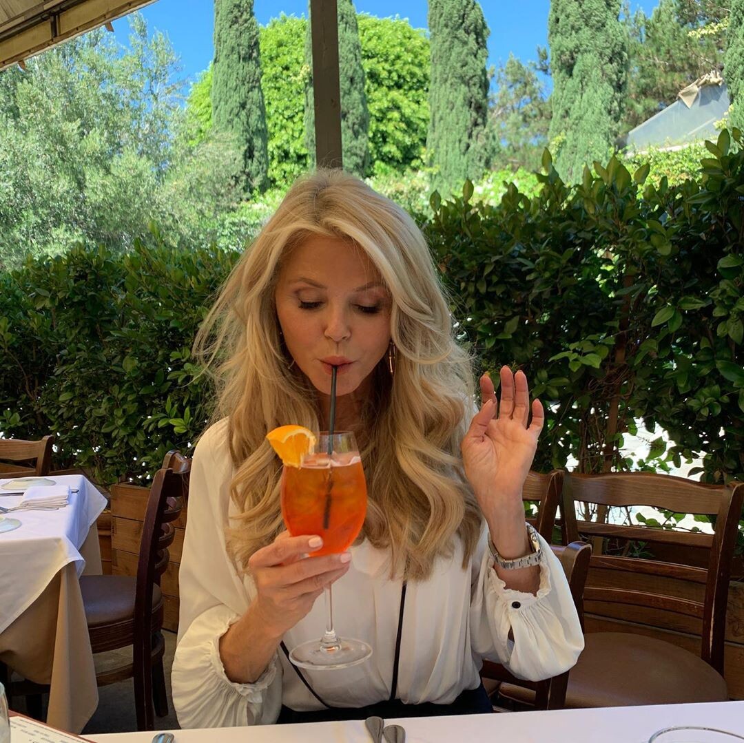 Instagram @christiebrinkley