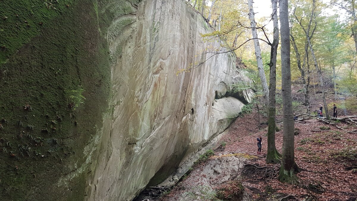 Скала Зеркало