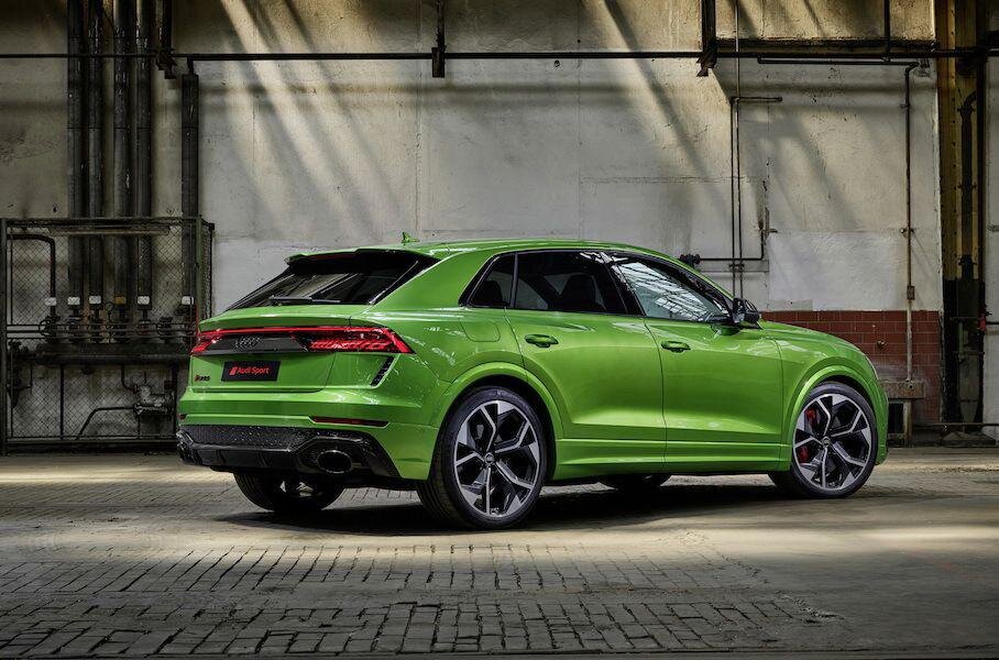 Новая ,роскошная  Audi