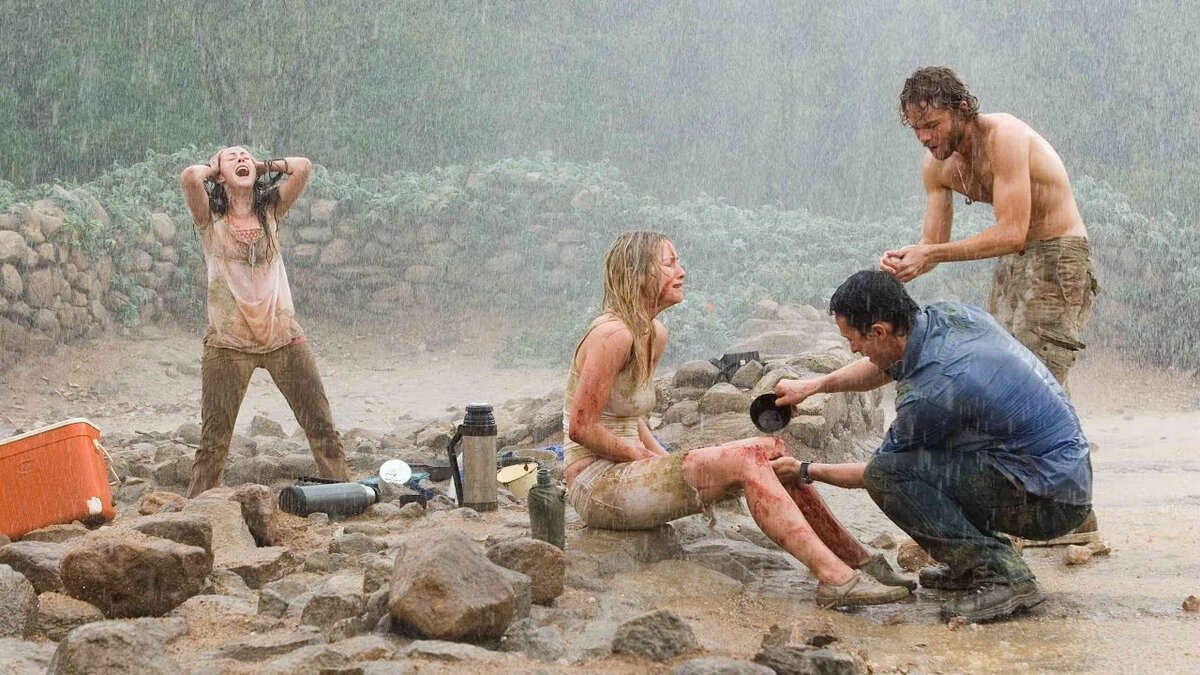 – Ребята, душ нам в ближайшее время не светит, так что ловим момент!