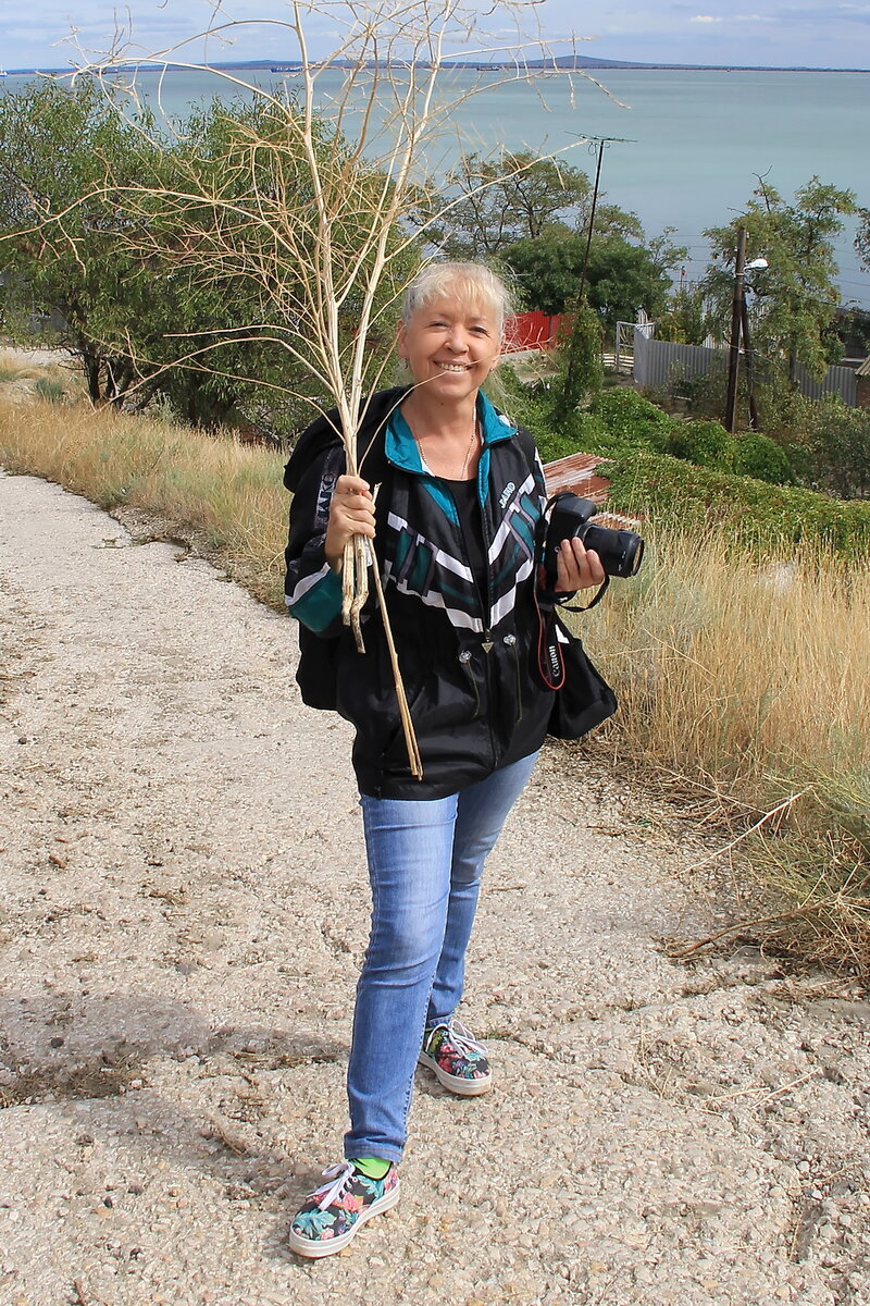 Сентябрь 2019 г. Прогулка по берегу мыса Фонарь 