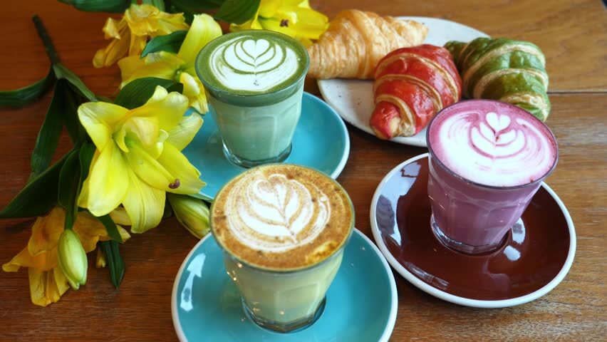 Ещё и круассанчики цветные!