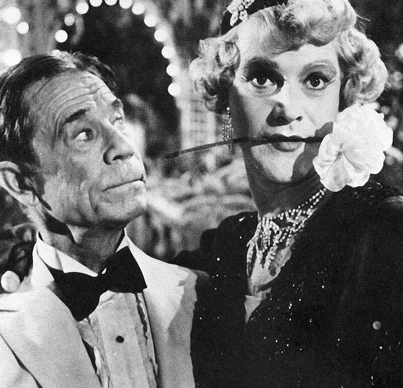 Кадр из фильма «В джазе только девушки» 