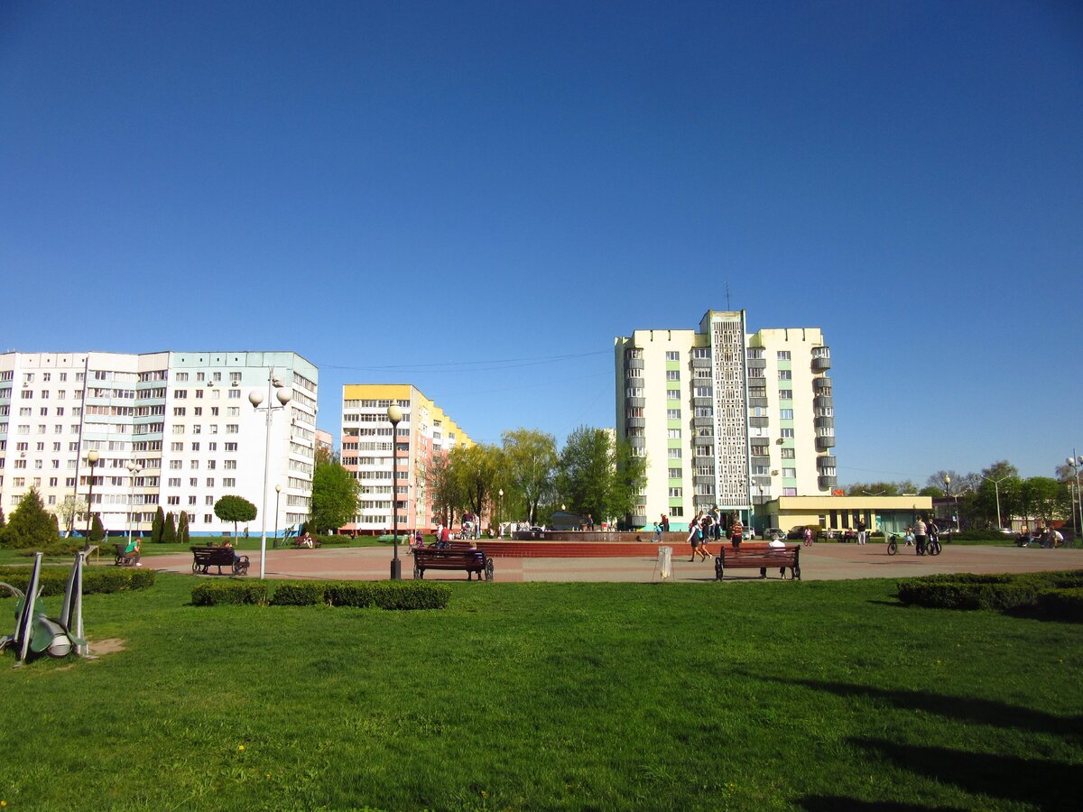 В городе белорусских нефтяников. Речица.