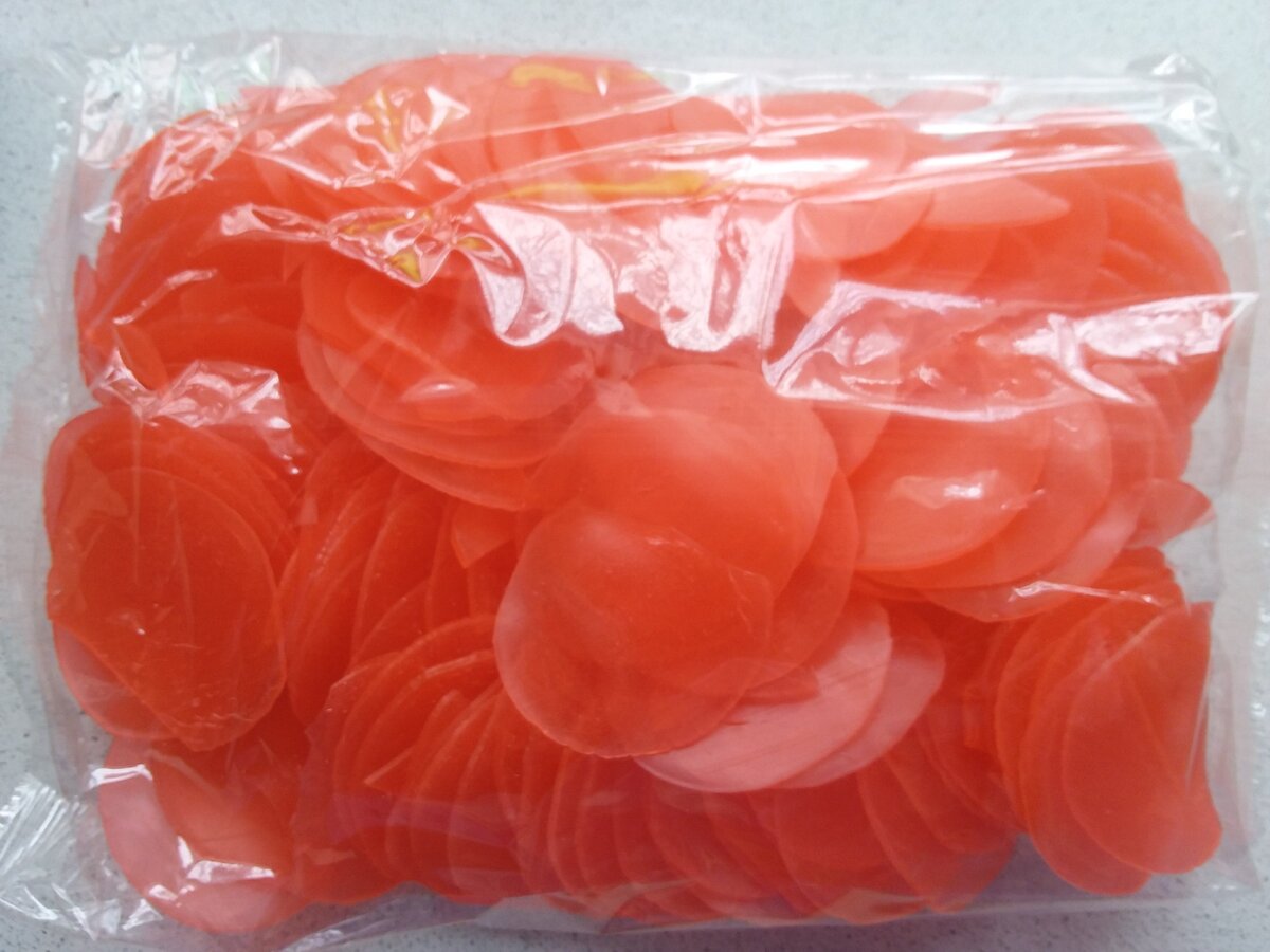 Чипсы раффлз в 90х годах. Чипсы 90 х. Чипсы 90-х годов. Чипсы креветочные "real tang" 227г*60шт. Чипсы из 90-х годов российские.