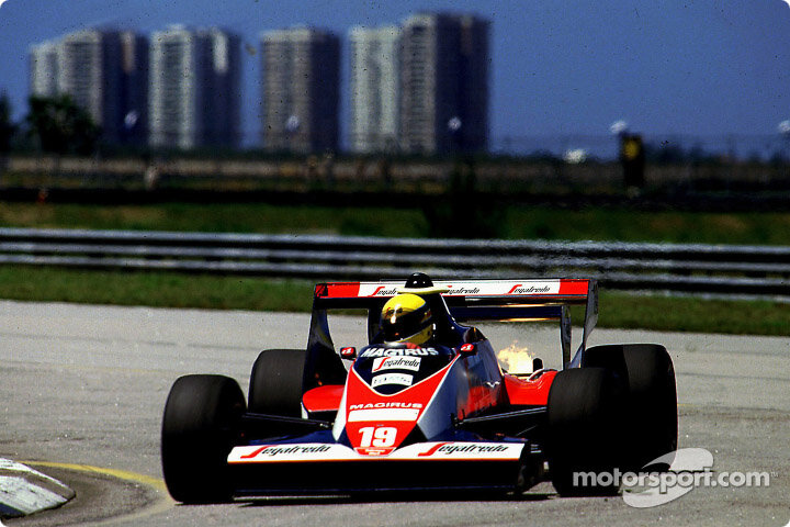 На машине Toleman TG183B Сенна начал свою карьеру: выступил в первых четырех гонках сезона 1984 года и набрал первые очки в общем зачете