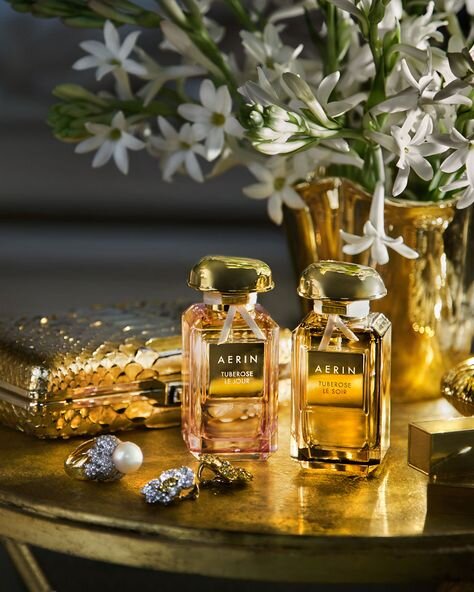 Источник : Neiman Marcus. 