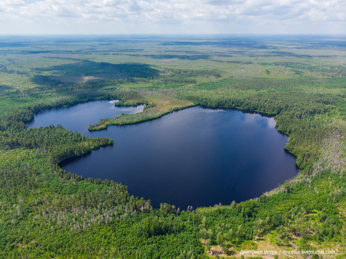 С воздуха озеро