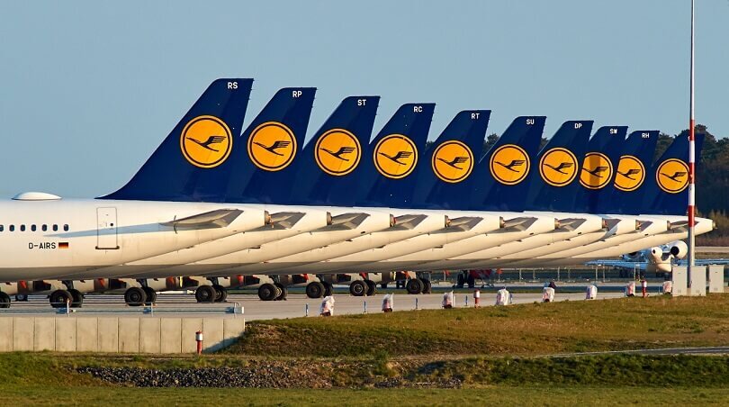 Припаркованные самолеты 