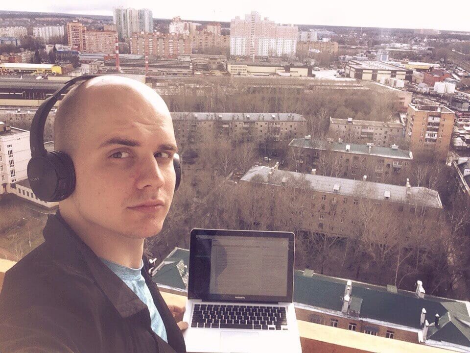  Андрей Ящак, разрабатывает облачные решения на Jison/Java/TypeScript для международной компании Broadcom.