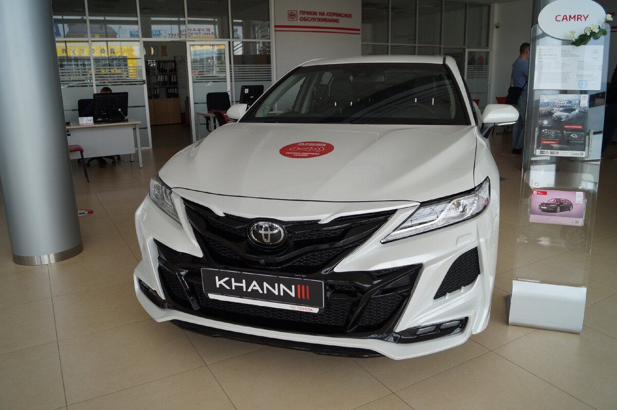 Toyota Camry 70 Khann