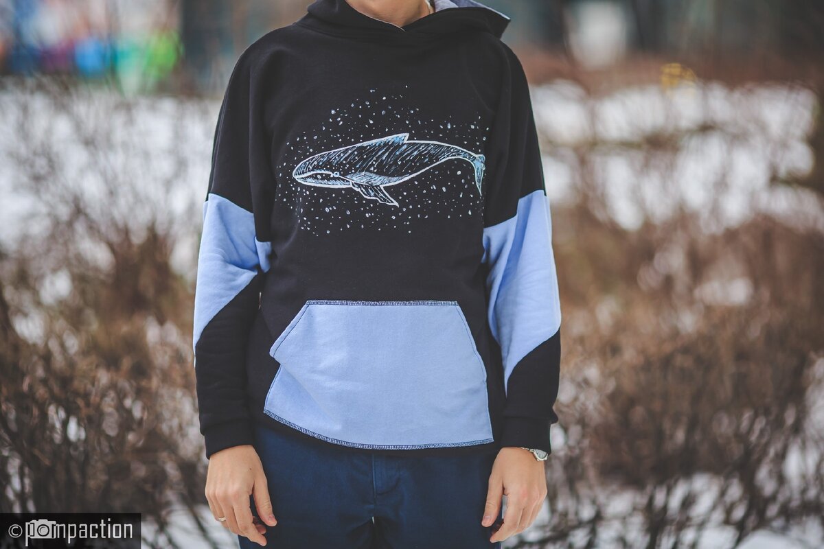 Худи с китом для мужа. Свободный крой