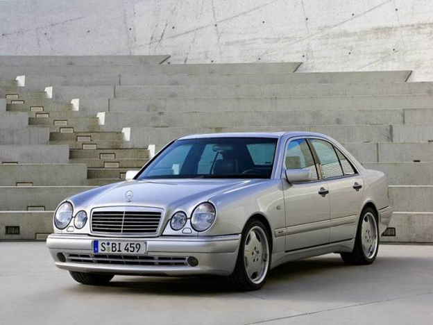 Mercedes W210