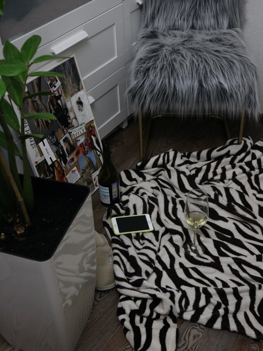 Весна время двигать мебель, и заставить энергию в квартире ...