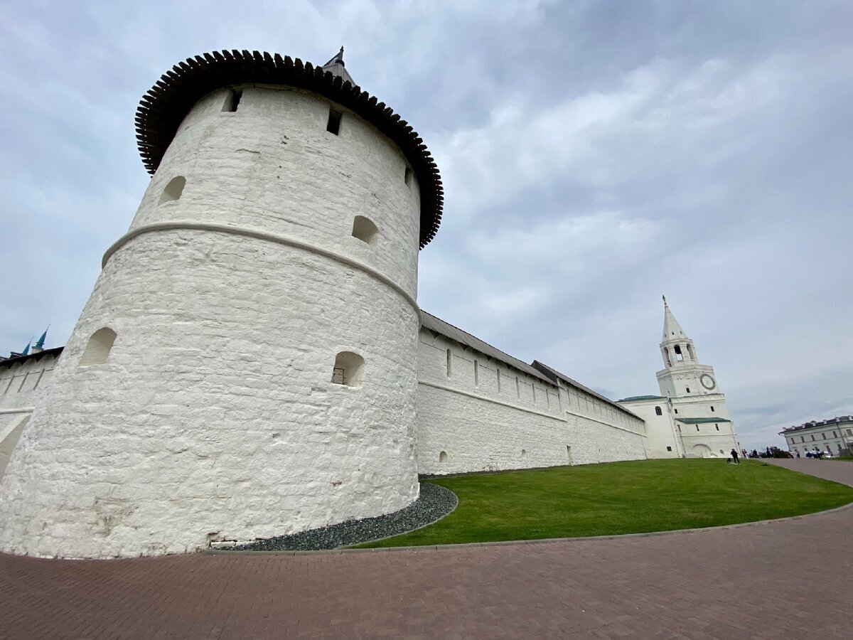 Кремль в Казани | История в 469 лет, самое старое здание в городе и обзор  всего интересного внутри | Manikol. Путешествия всей семьей | Дзен