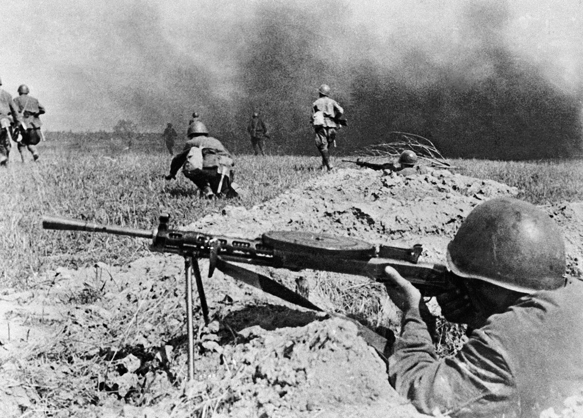 Фотографии черно белые Великая Отечественная война боевые действия