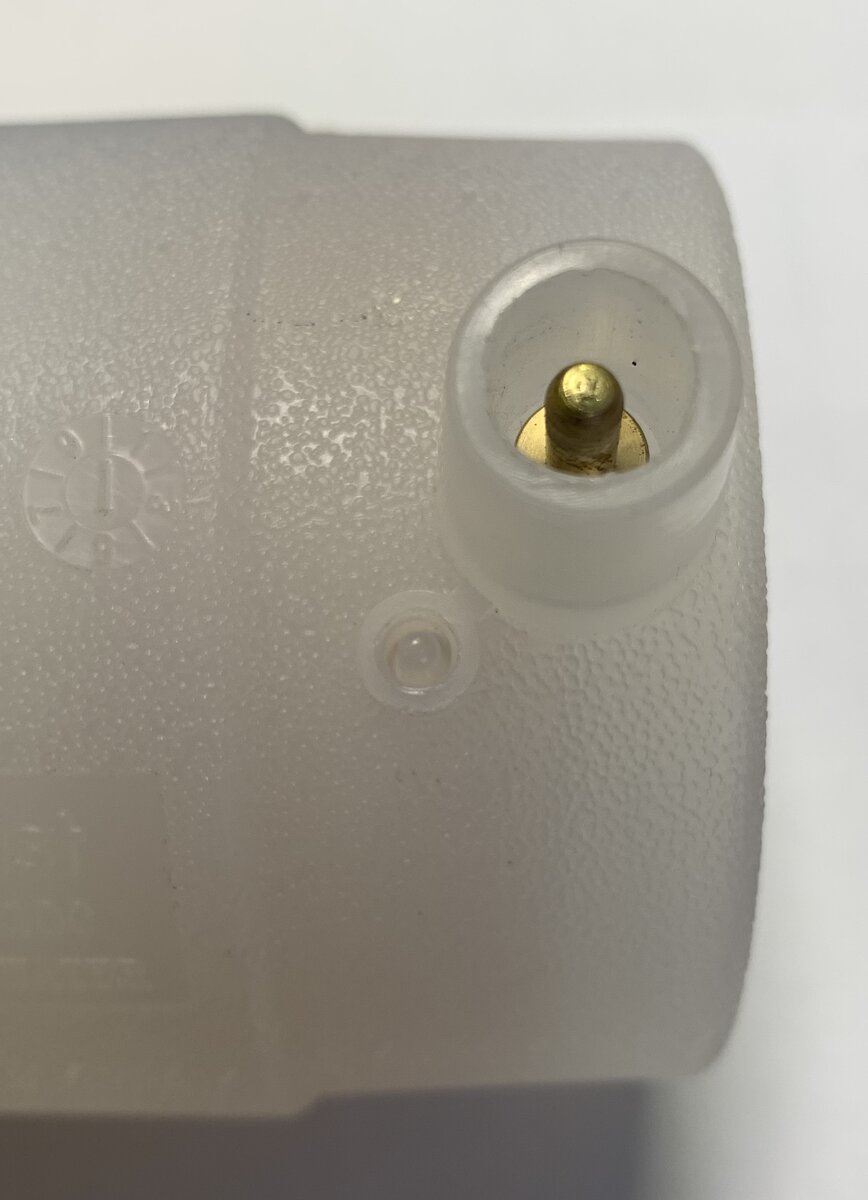 Муфта после сварки нагревательного элемента с контактной группой