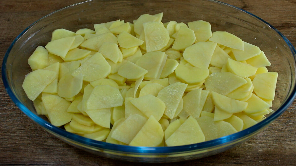 Вкусный минтай в духовке с картошкой