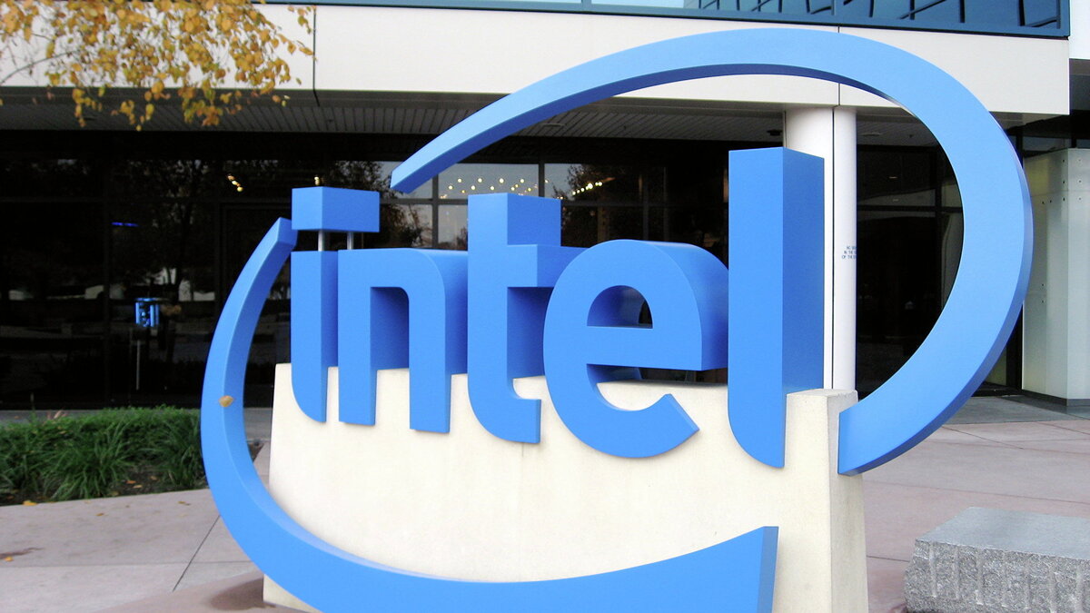    Логотип Intel© flickr.com / Josh Bancroft