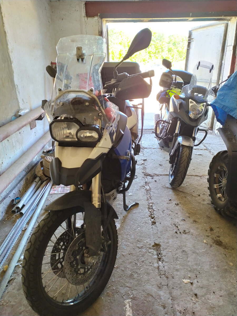 Только что купленная Энцэха пригнана из Москвы, "гусь" ждет покупателя из Перми