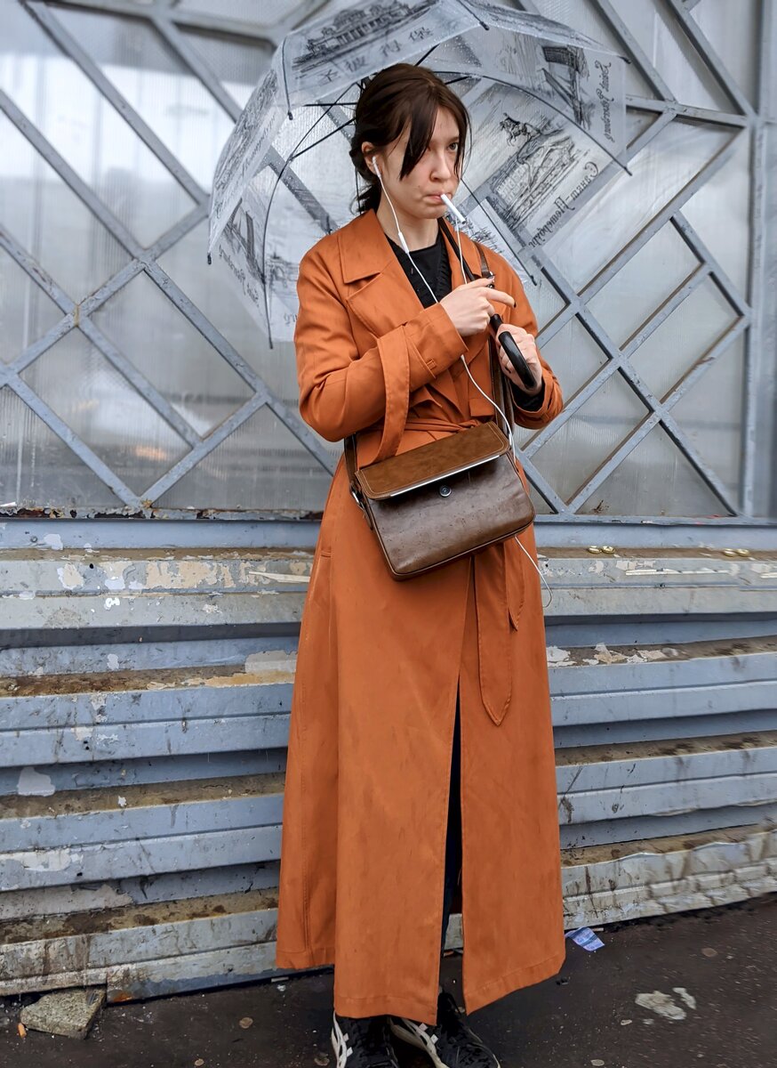 Дождик, девушка и прозрачный зонт. drAstronomus, снято на телефон Google Pixel 3a Xl