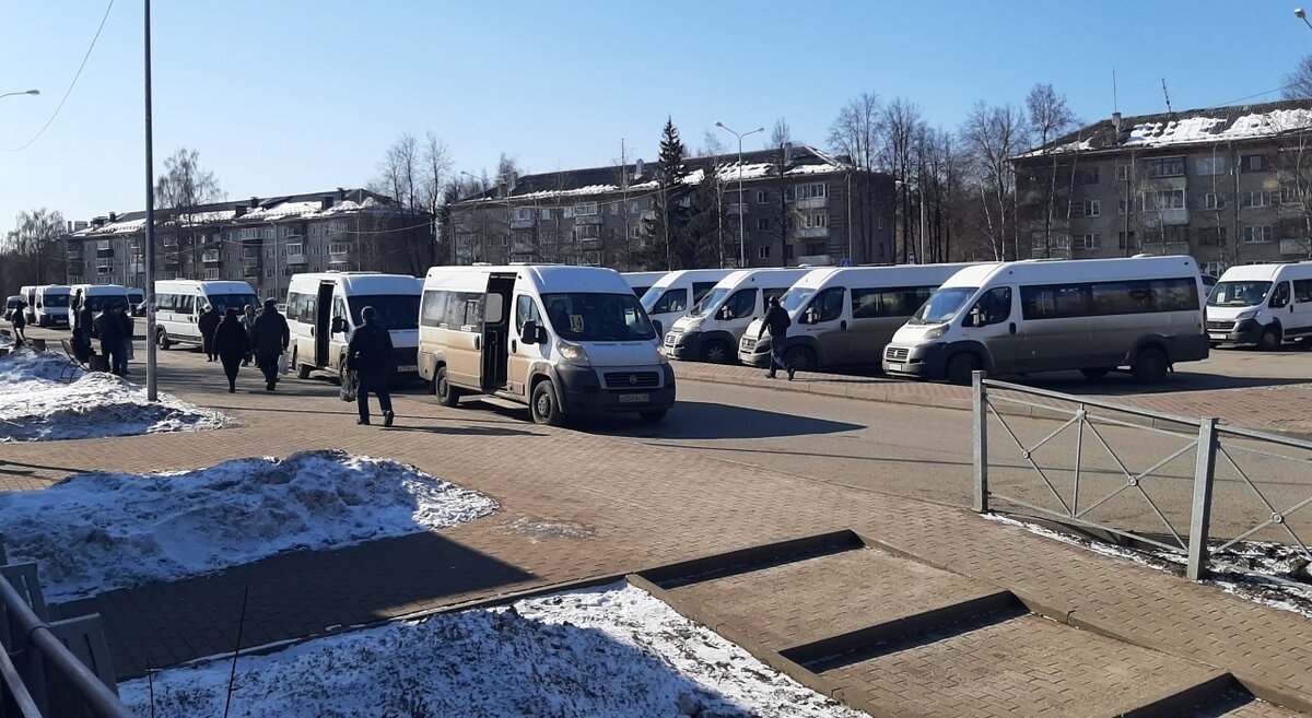    В понедельник, 5 декабря, утром в Обнинске водители маршруток №13 и №14 не вышли на линию. Елена Французова