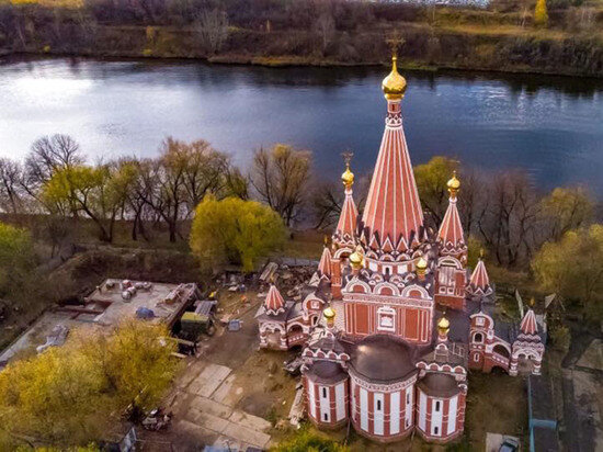     Фото: официальный сайт храма в Филевской пойме (hramnapoime.ru)