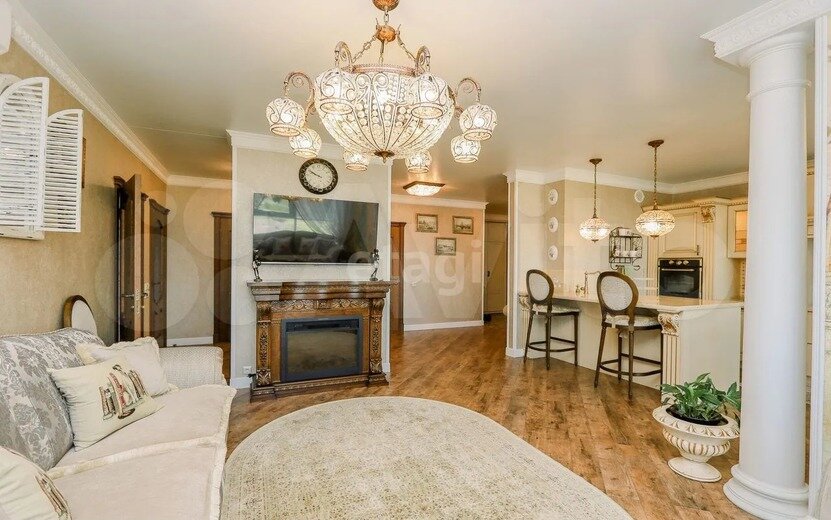    «Простенькая» за 20 млн рублей и шикарная за 15,8 млн: 5 квартир Ижевска на продажу с реальными интерьерами