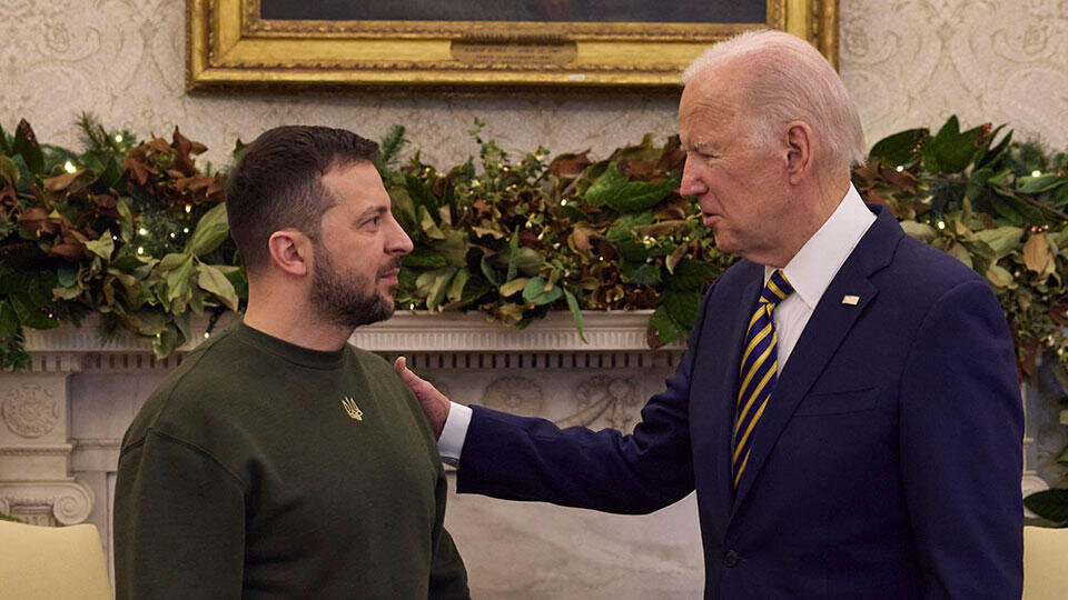     СМИ: ложное обещание Байдена Зеленскому привело к конфликту на Украине Global Look Press/Ukraine Presidency/Ukrainian Pre