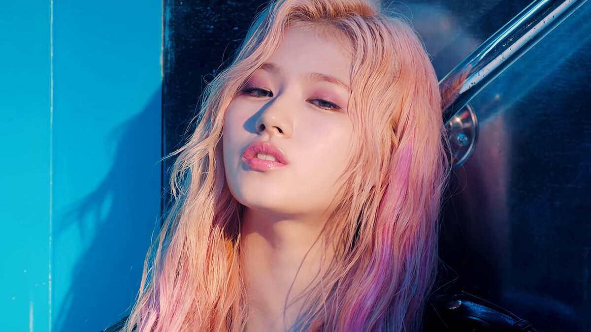 Сана Минатодзаки