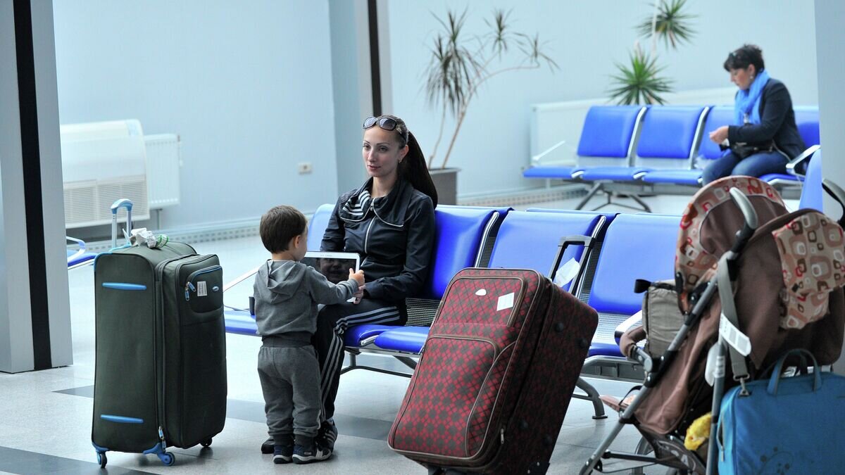    Работа аэропорта "Минеральные Воды"© РИА Новости / Сергей Пивоваров