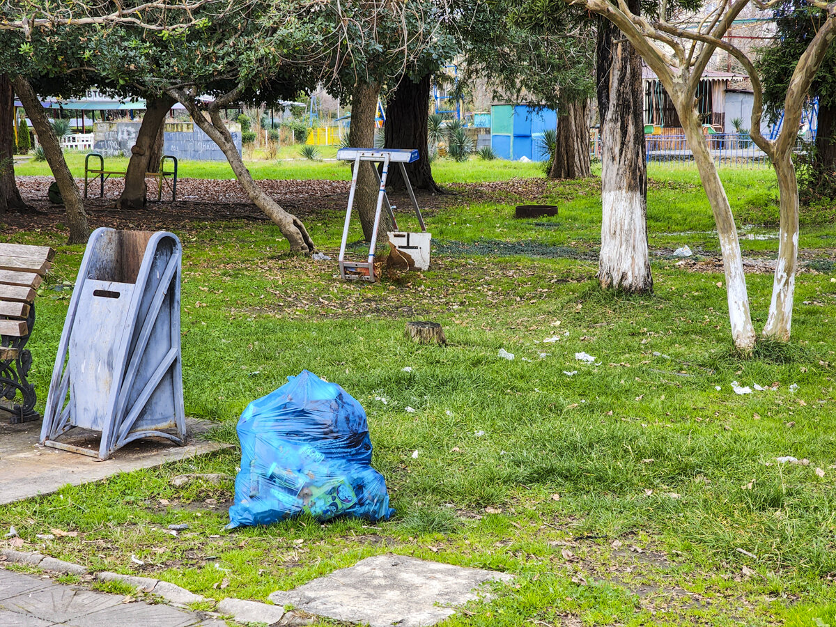 Цвет синий, увы, не International Klein Blue