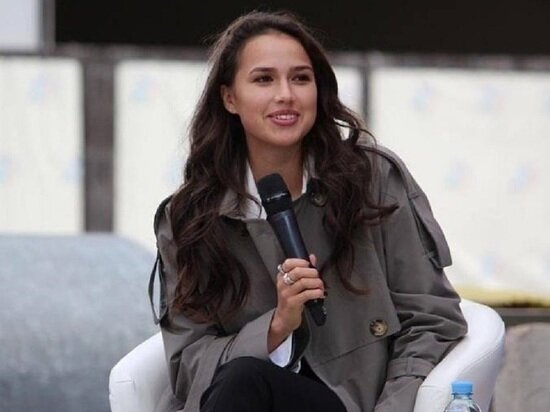     Алина Загитова / Соцсети