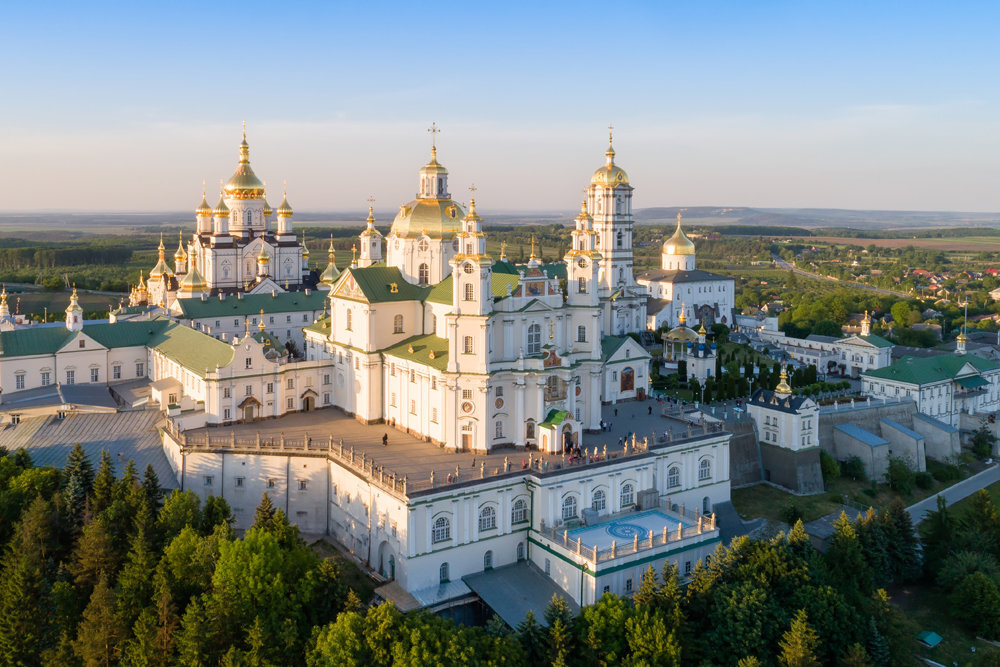 Фото почаевской лавры