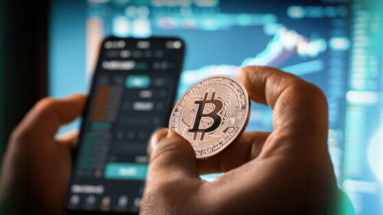    Стоимость биткоина растет на 11% Анна Черкесова